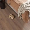 Laminaat Eik Donker Gerookt brede plank 02424 inclusief ondervloer plinten gratis gelegd