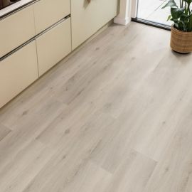 Laminaat Grijsbeige Eiken gratis gelegd aanbieding - ART Woninginrichting