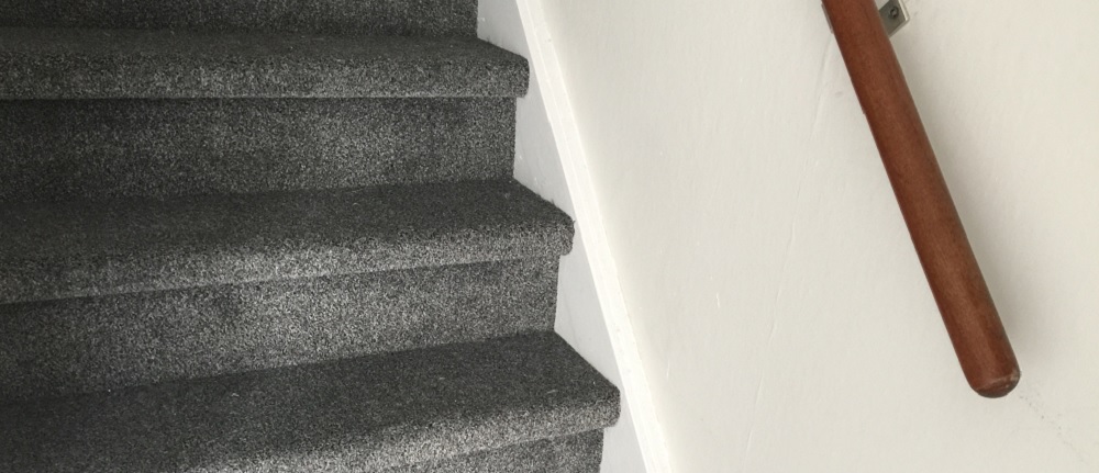 trap bekleden actie 2 inclusief tapijt grijs - ART Woninginrichting trap bekleden actie 2 inclusief tapijt grijs - ART Woninginrichting