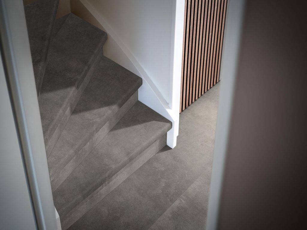 PVC traprenovatie overzettreden ceramo grey